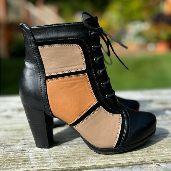 Tri- colour block high ankle booties - Picture 10 of 15